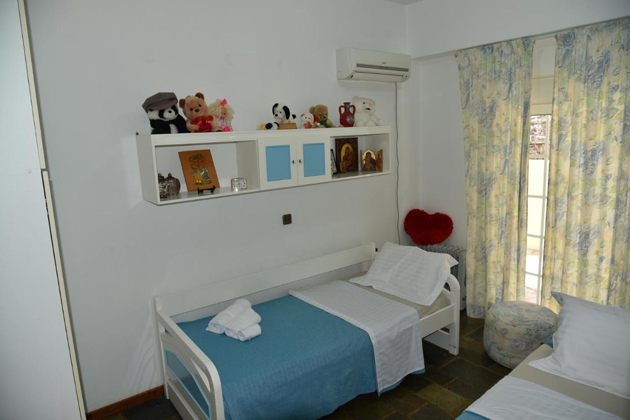 Irene'S Beach Front House Vromopousi Екстериор снимка