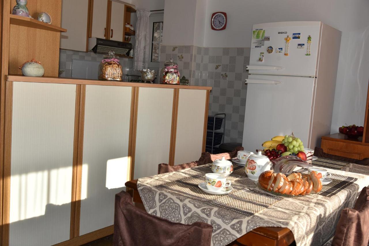 Irene'S Beach Front House Vromopousi Екстериор снимка